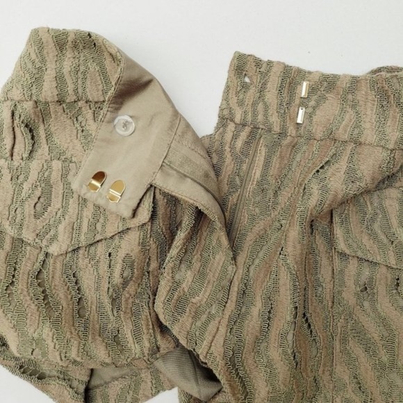 NEW GUESS by Marciano Zuri Lace Short - Picture 4 of 4